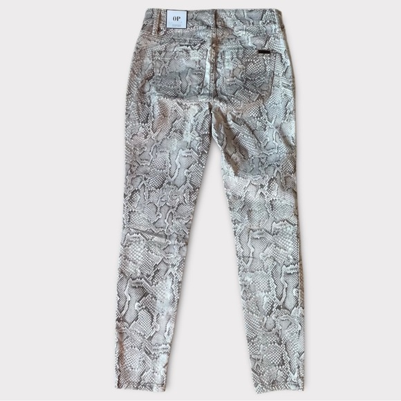 WHBM Stretchy High Rise Skinny Snake Print Ankle Pants Size OP - Picture 10 of 11